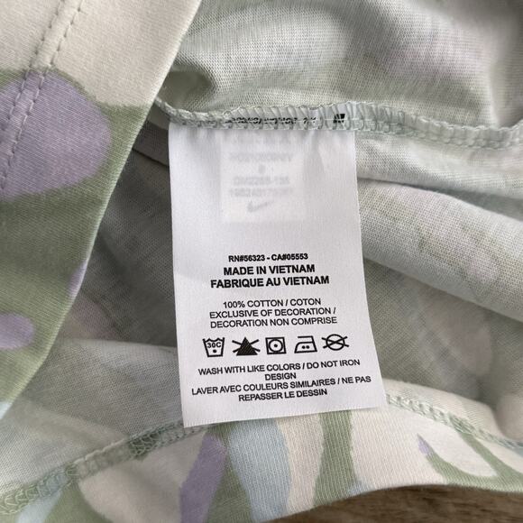 Nike Sports Are A Trip Tie‑Dye T‑Shirt – Small – Pastel Green Purple – NWT - Picture 10 of 11